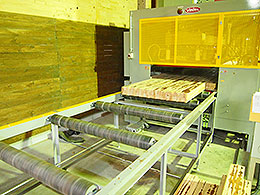 高周波プレス（山本ビニタ）